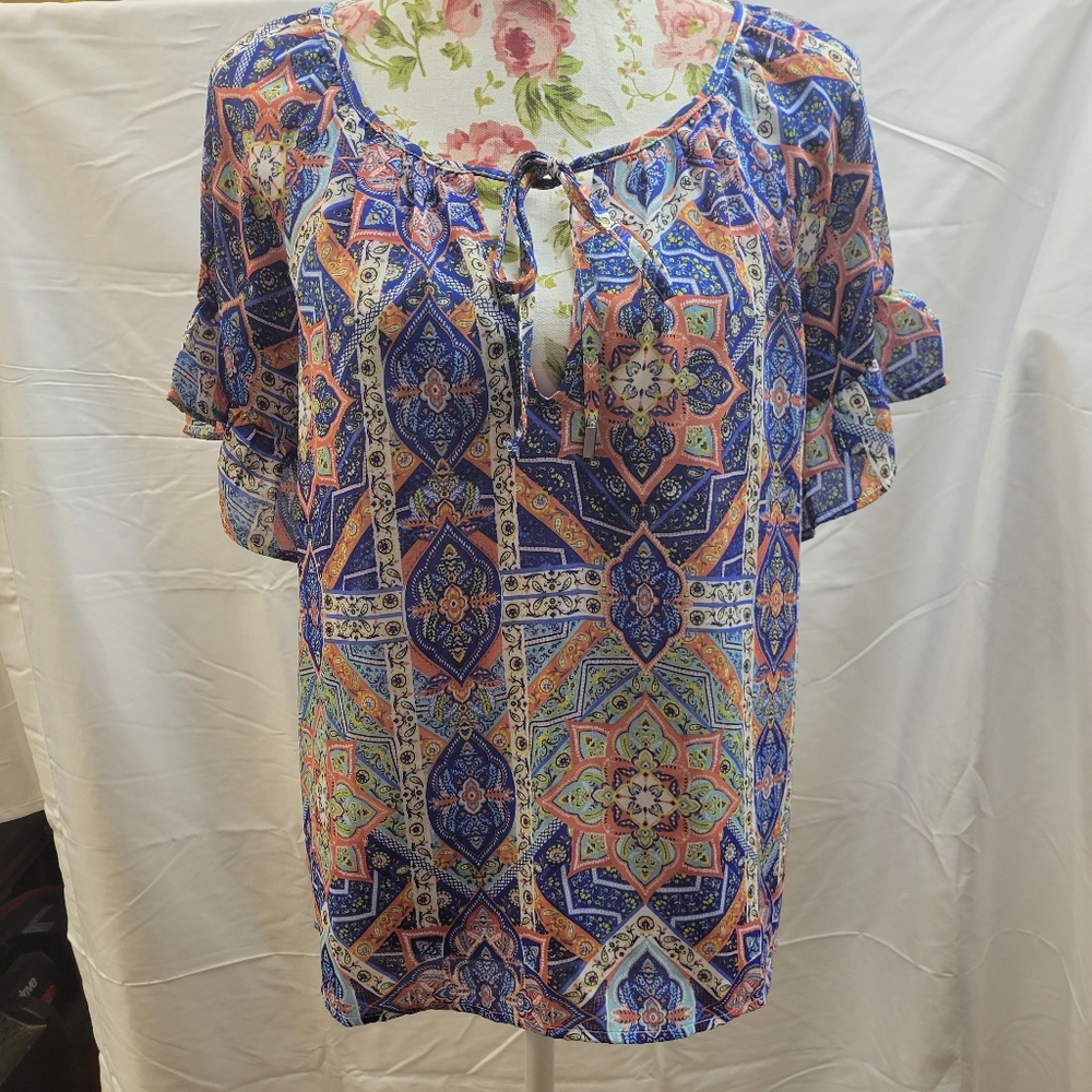 W5 blue and pink patterned blouse medium